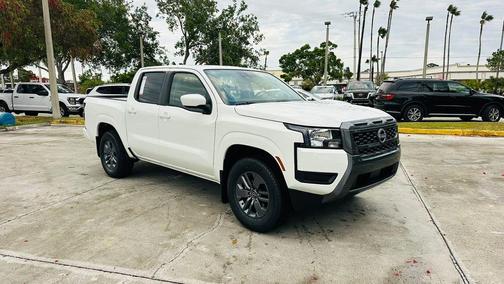 2025 Nissan Frontier SV