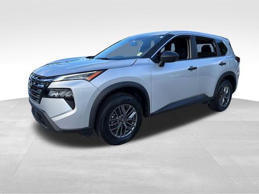 Brilliant Silver Metallic 2024 Nissan Rogue S