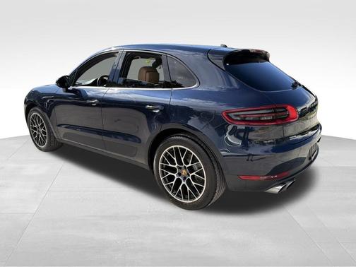 2018 Porsche Macan Sport Edition