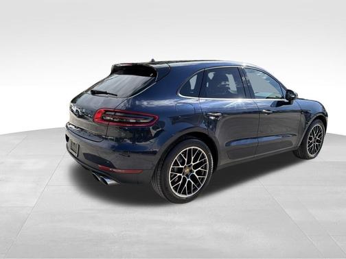 2018 Porsche Macan Sport Edition