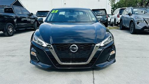 2022 Nissan Altima 2.5 SR