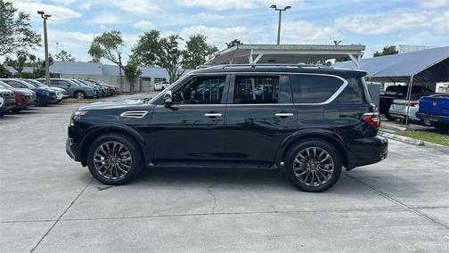 2024 Nissan Armada Platinum
