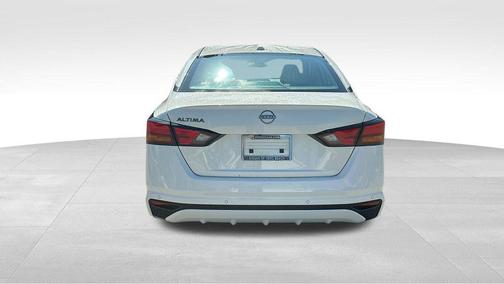 2025 Nissan Altima S