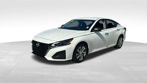 2025 Nissan Altima S