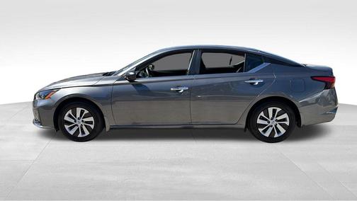 2025 Nissan Altima S
