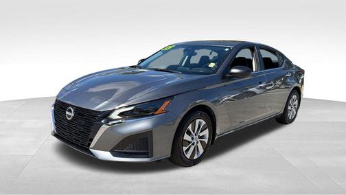 2025 Nissan Altima S