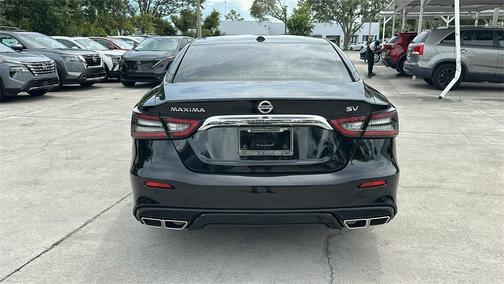 2021 Nissan Maxima SV