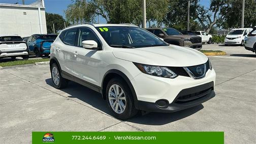 2019 Nissan Rogue Sport SV