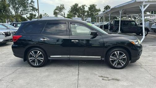 2019 Nissan Pathfinder Platinum