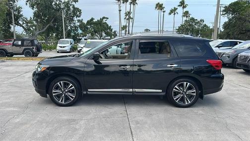 2019 Nissan Pathfinder Platinum