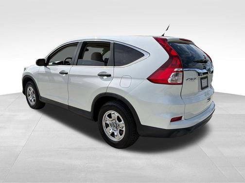 White 2016 Honda CR-V LX