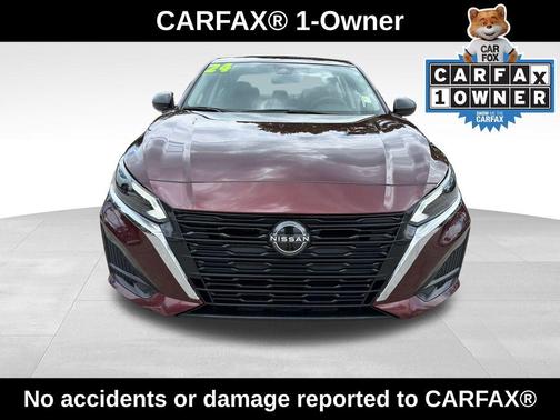 Garnet Pearl Me 2024 Nissan Altima 2.5 SV