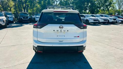 2026 Nissan Rogue Rock Creek