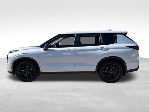Alpine Frost 2026 Nissan Rogue SL
