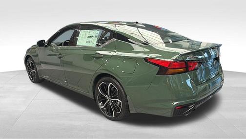 Green Metallic 2026 Nissan Altima SR