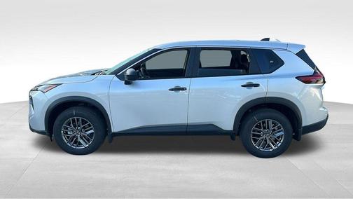 Brilliant Silver Metallic 2025 Nissan Rogue S