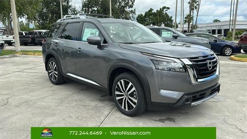 2025 Nissan Pathfinder Platinum