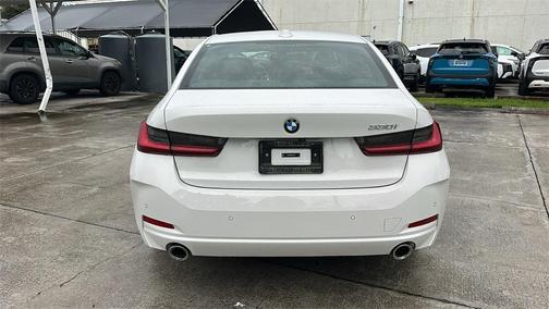 2025 BMW 330 i