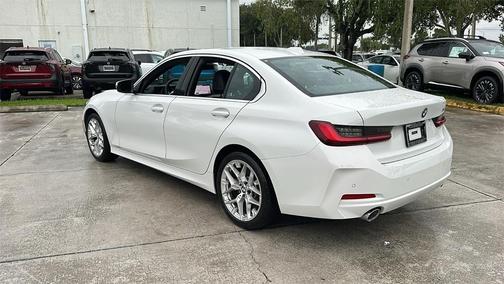 2025 BMW 330 i