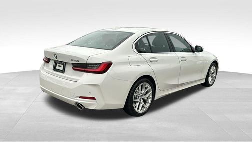 2025 BMW 330 i