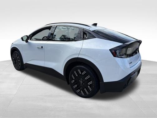 2026 Nissan Leaf PLAT+