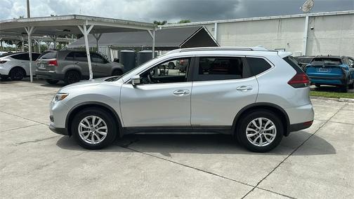 2018 Nissan Rogue SV