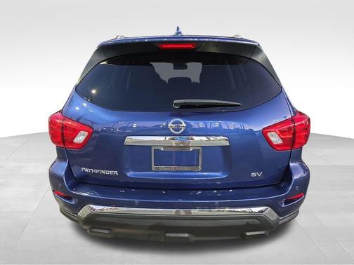 2020 Nissan Pathfinder SV