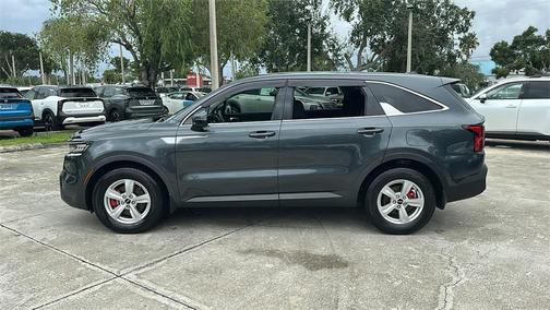 2022 Kia Sorento LX