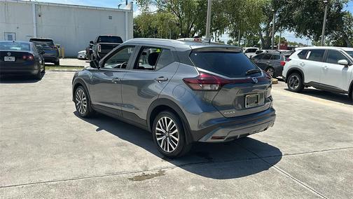 2021 Nissan Kicks SV