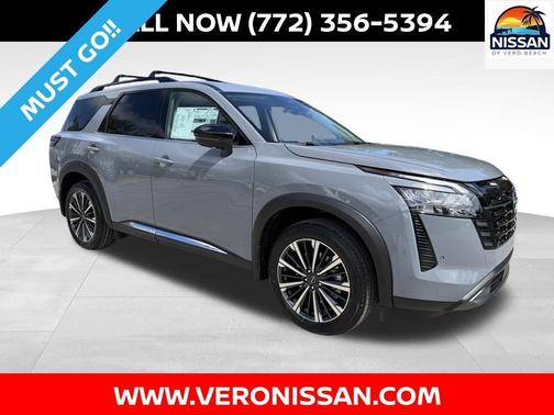 Boulder Gray Metallic 2026 Nissan Pathfinder Platinum