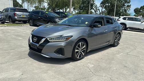 2023 Nissan Maxima SV
