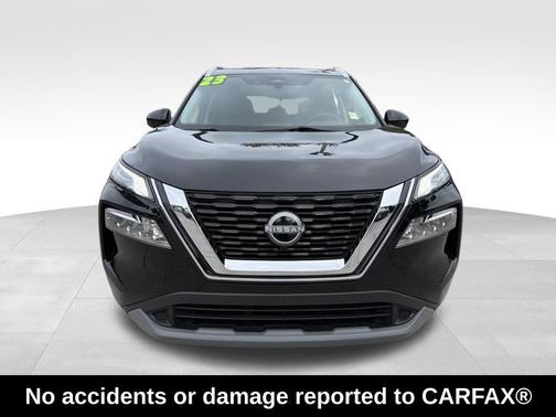 Black 2023 Nissan Rogue SV