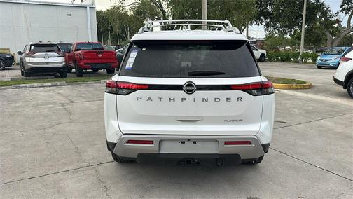 2025 Nissan Pathfinder Platinum