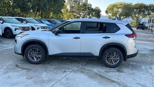 2025 Nissan Rogue S