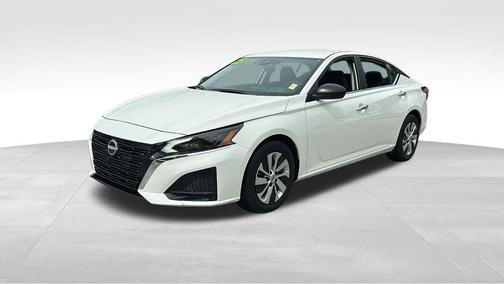 2025 Nissan Altima S