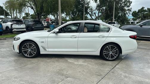 2023 BMW 530e 530e