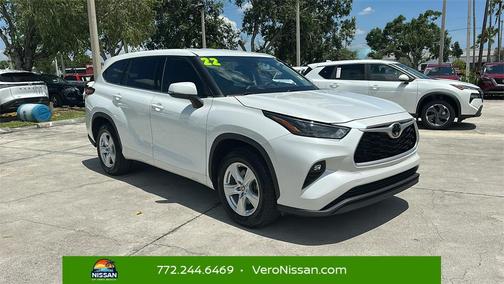2022 Toyota Highlander LE