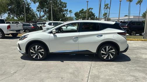 2024 Nissan Murano SL