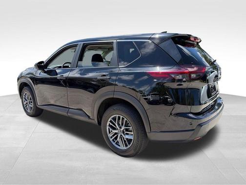 Super Black 2024 Nissan Rogue S