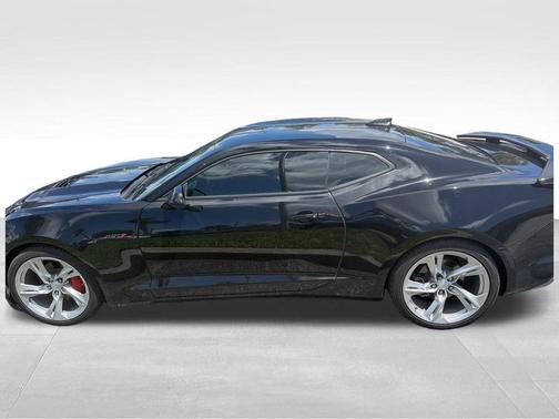 Black 2021 Chevrolet Camaro LT1