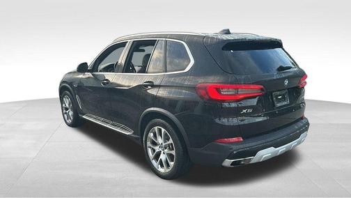 2023 BMW X5 PHEV xDrive45e