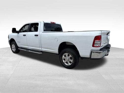 Bright White Clearcoat 2024 RAM 2500 Big Horn