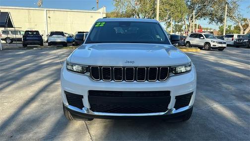 2022 Jeep Grand Cherokee L Laredo