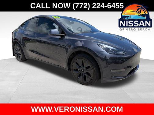 Gray 2025 Tesla Model Y Long Range