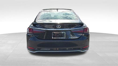 2022 Lexus ES 300h 300H