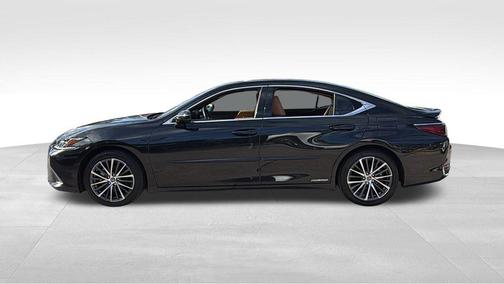 2022 Lexus ES 300h 300H