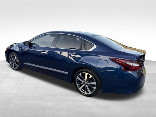 2017 Nissan Altima 2.5 SR