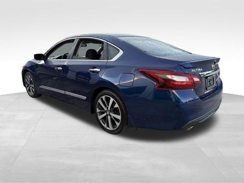 2017 Nissan Altima 2.5 SR