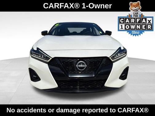 White 2023 Nissan Maxima SR