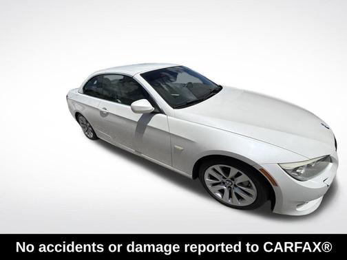 White Metallic 2011 BMW 328 i